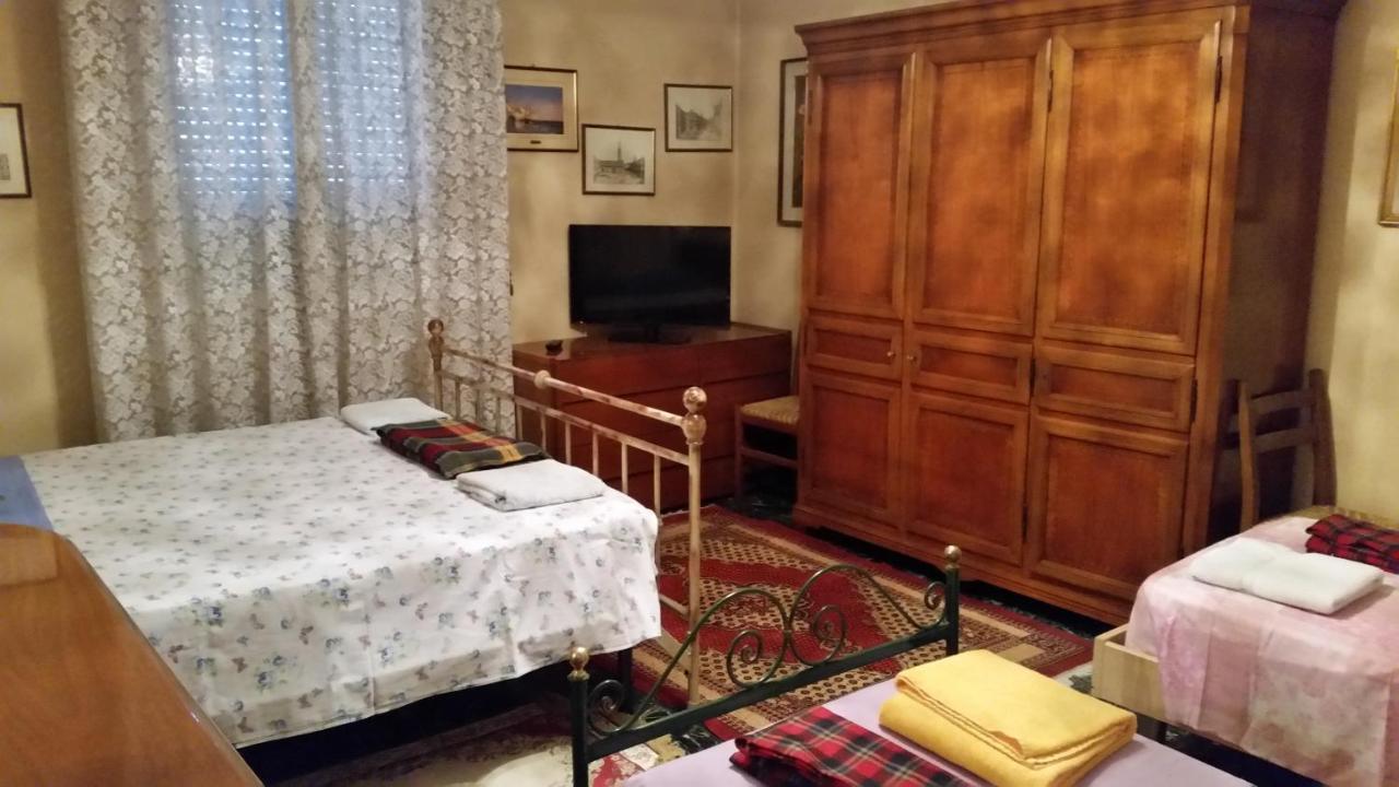 Casa Gramsci Bed & Breakfast โมดินา ภายนอก รูปภาพ