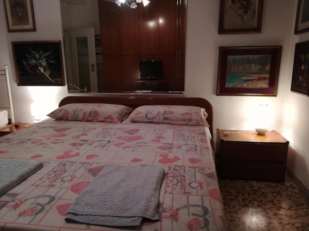 Casa Gramsci Bed & Breakfast โมดินา ภายนอก รูปภาพ