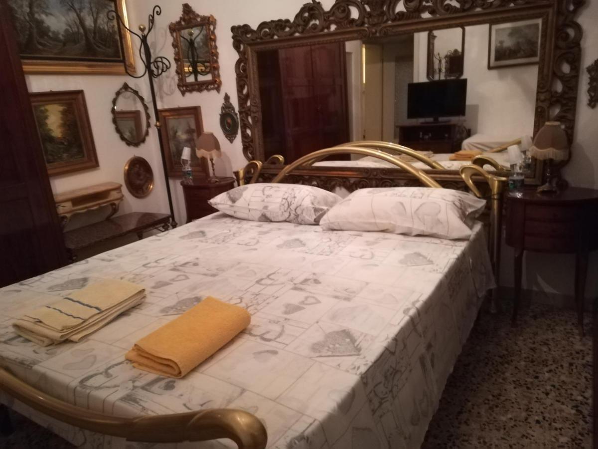 Casa Gramsci Bed & Breakfast โมดินา ภายนอก รูปภาพ