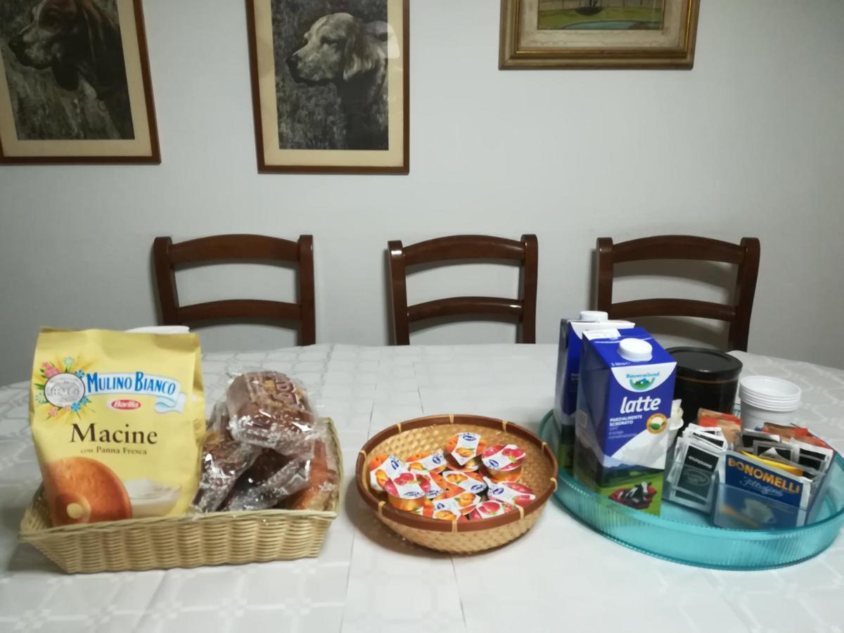 Casa Gramsci Bed & Breakfast โมดินา ภายนอก รูปภาพ