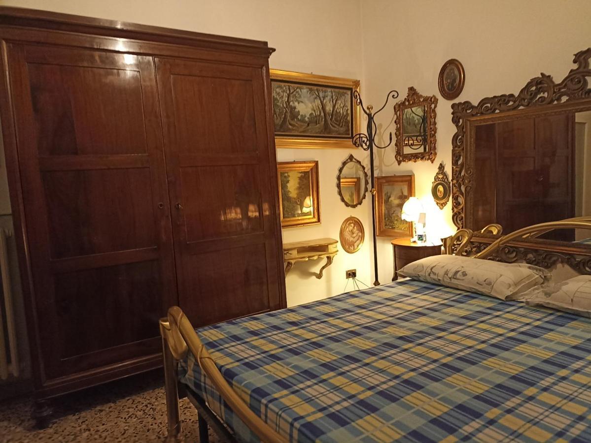 Casa Gramsci Bed & Breakfast โมดินา ภายนอก รูปภาพ